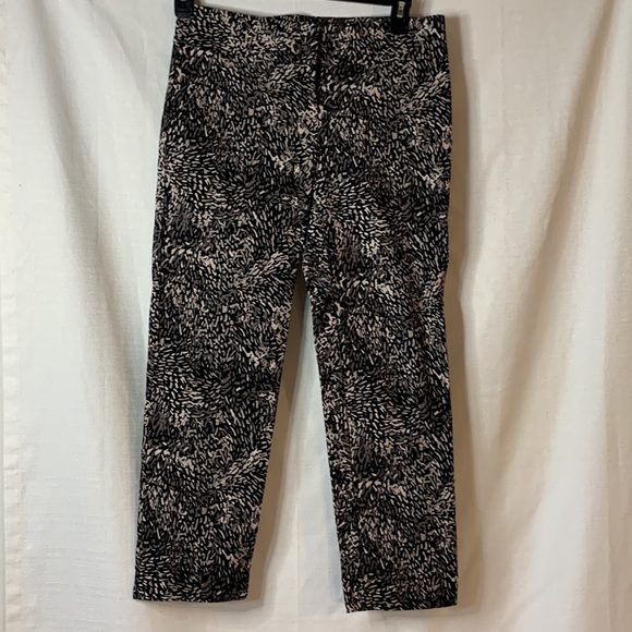Loft Black & Gray Print Cropped Marisa Pant - Picture 7 of 10